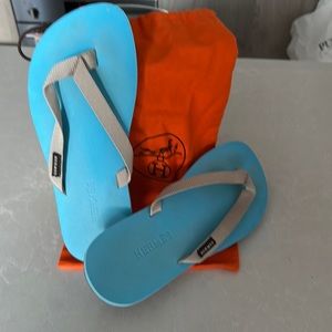 Hermes flip flops. Excellent condition. Size 39